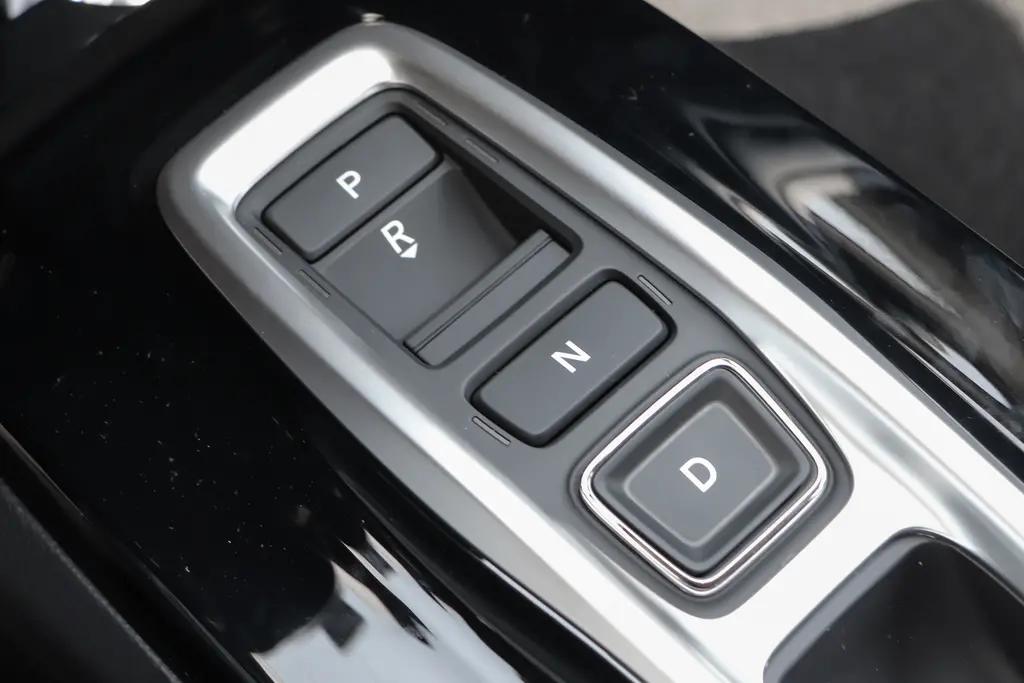 凌派1.0排量油耗10.7是什么原因,凌派2013款1.8l自动豪华版油耗多少