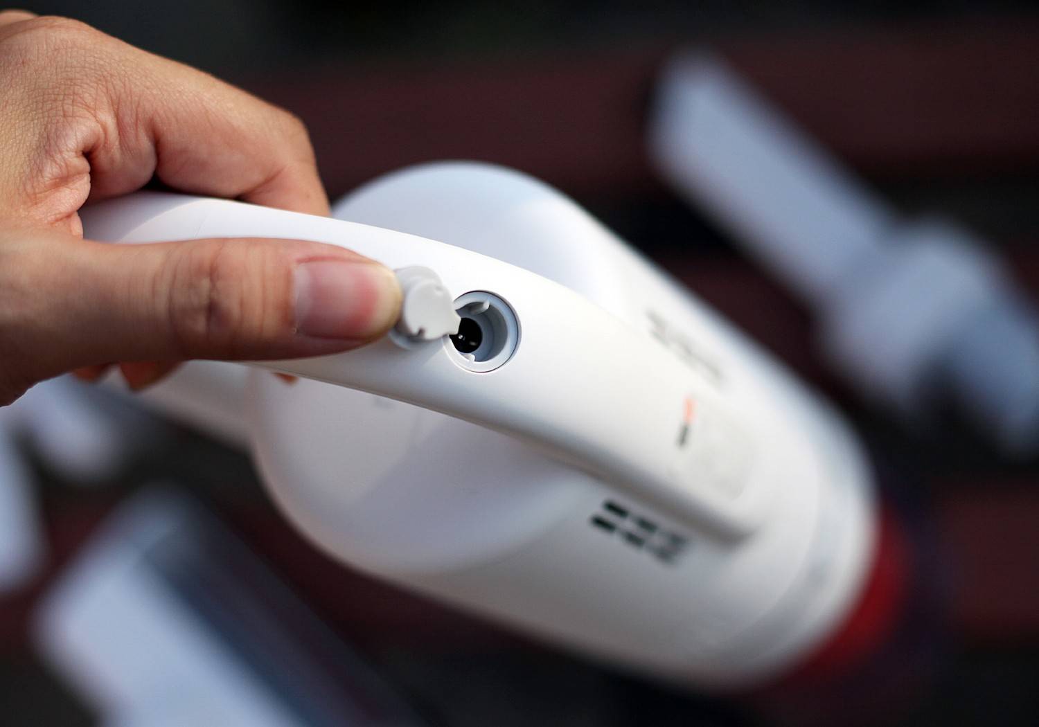 用过吸螨虫仪过后螨虫会爬出来吗,螨虫吸尘器吸出来粉尘放大2000倍