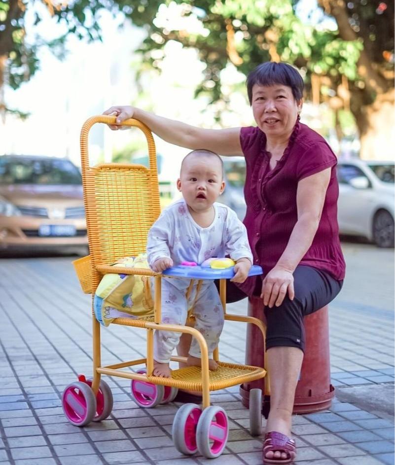 老一辈太宠宝宝怎么办,老人太宠孩子被宠坏了怎么办