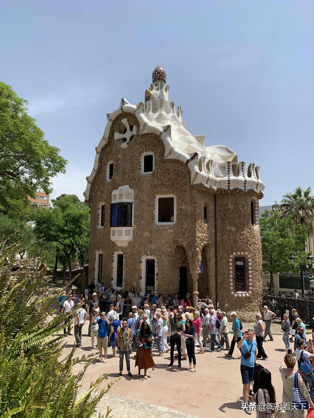 西班牙小偷巨多，为何当地警察也不太管？在欧洲旅行如何防盗