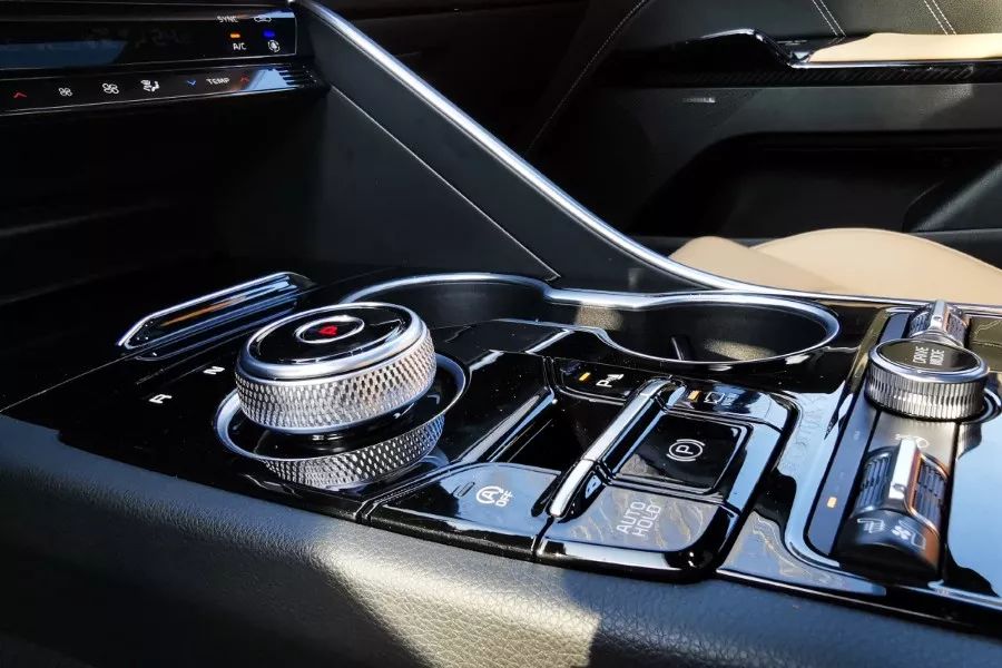 全新起亚k5测评,全新起亚K5试驾