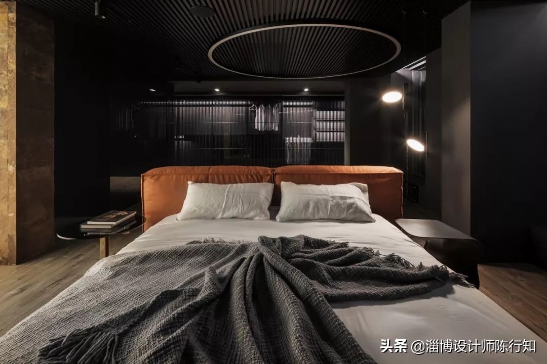 旋转楼梯有没有高端一点的,旋转楼梯适合轻奢风还是新中式