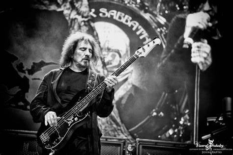 重金属创世纪：黑色安息日首专的创作灵感