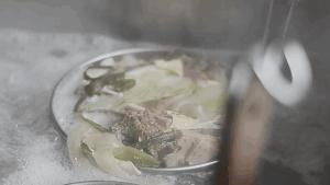 成都老苍蝇馆子一家没名字的冒菜,成都本地人吃的苍蝇馆子冒菜