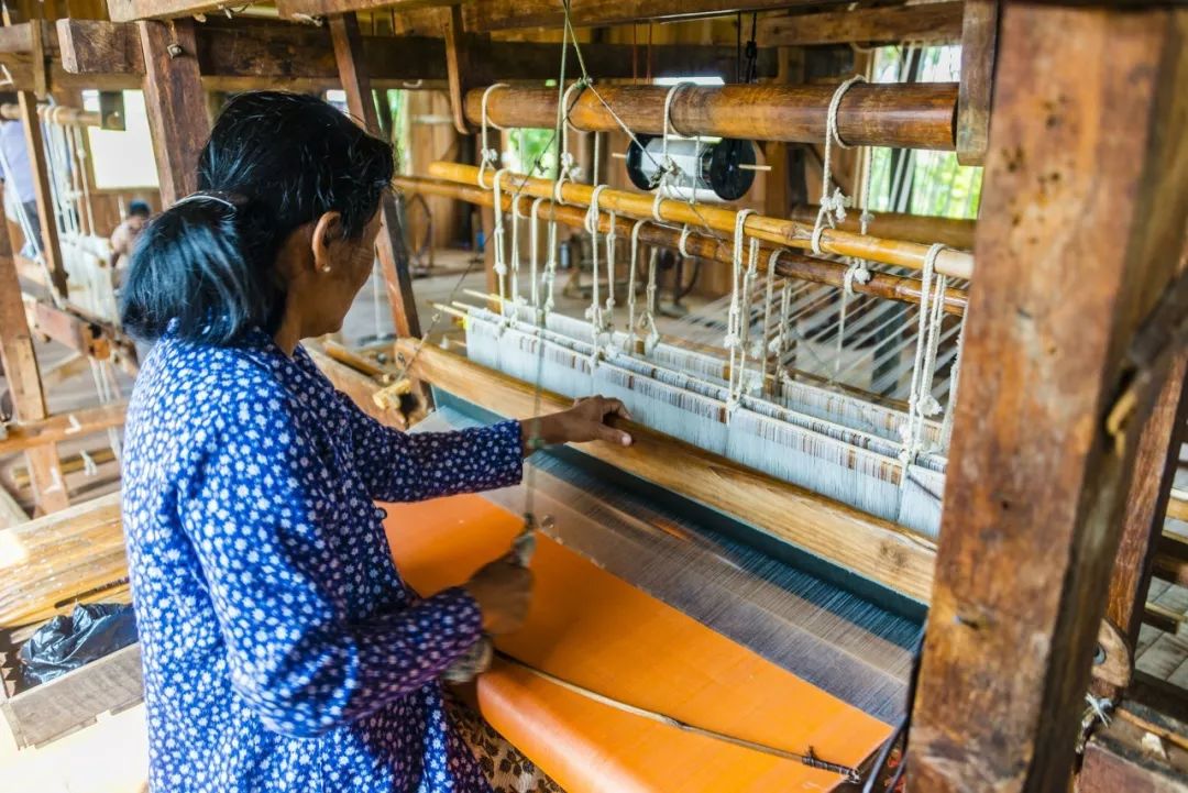 这个地方被称为“佛教之都”,随处可见寺庙,美出新高度