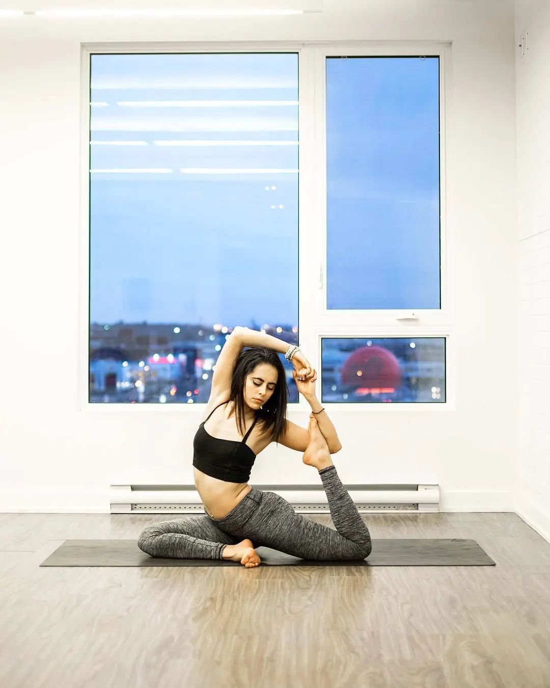 孙娜恩蚂蚁腰高清,韩国女团运动会孙娜恩