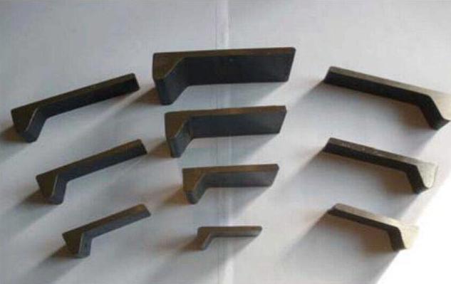 山东舰飞行甲板用钢强度是多少,山东舰钢板有多厚