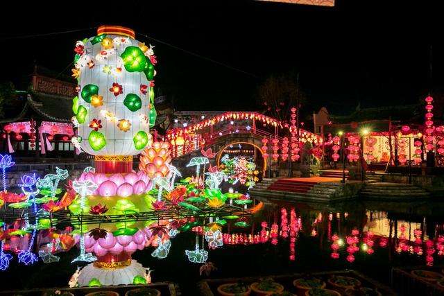 女性为什么喜欢逛夜市,古人为何喜欢看庙会