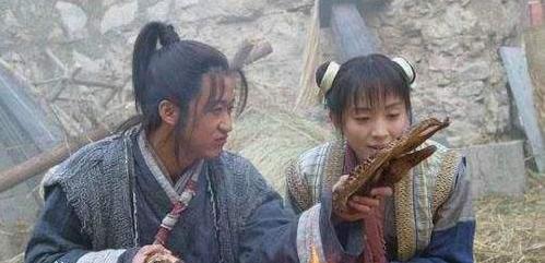 时迁成为梁山好汉的过程,时迁战功赫赫为何排名垫底