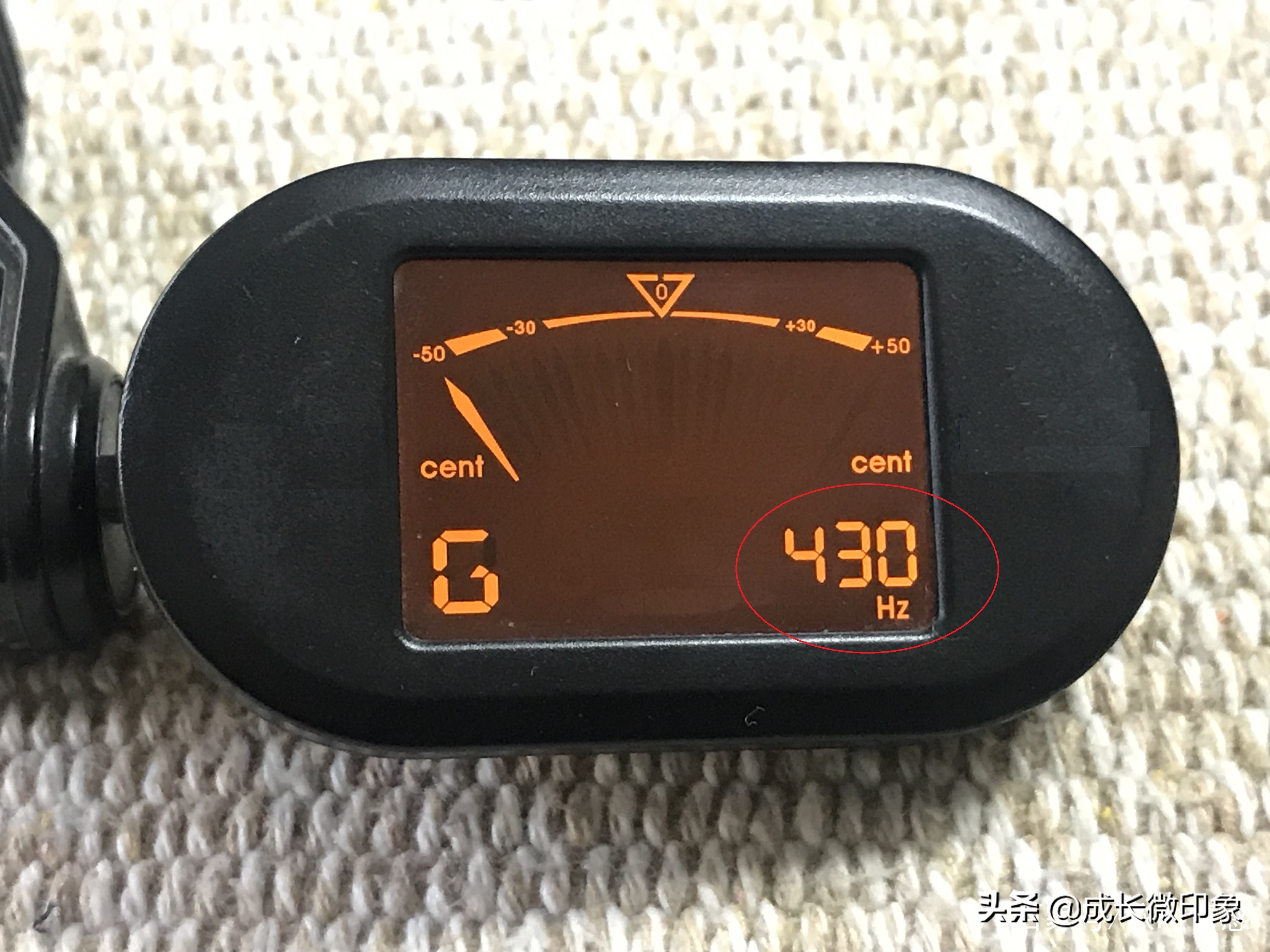 吉他调音器和手机调音器哪个准,调不准八度音吉他能不能用