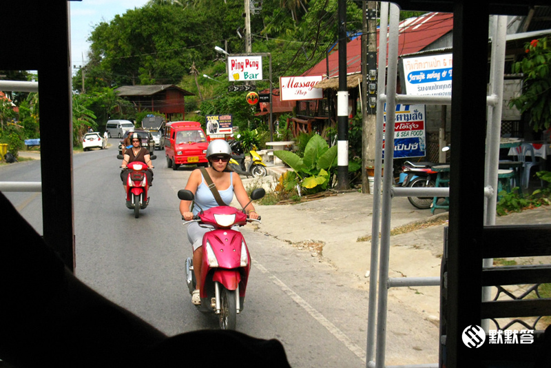 去泰国玩，可以租摩托车自驾吗？会被罚款吗？需要驾照吗？