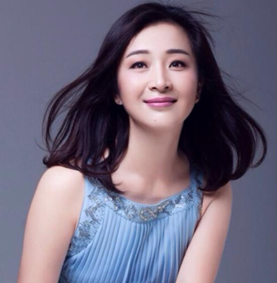 张嘉译近照曝出,张嘉译个人资料简介和履历