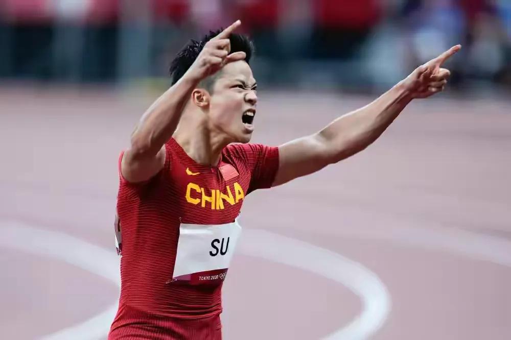 苏神跑步怎么跑得快50米,苏神讲解100米跑步技巧