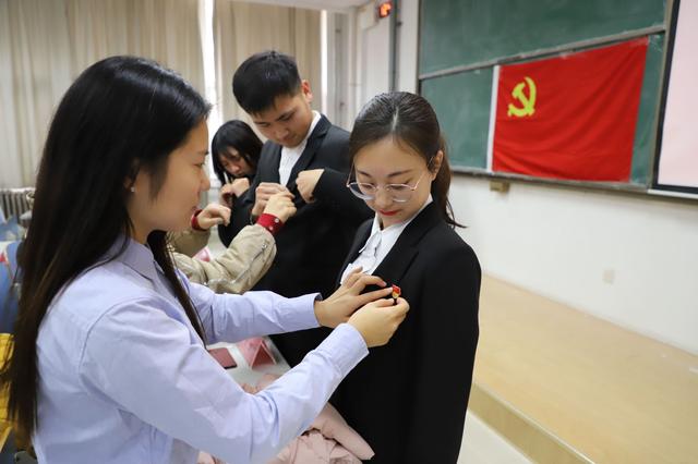 申请入党一般要多久通过,大学入党没有公示