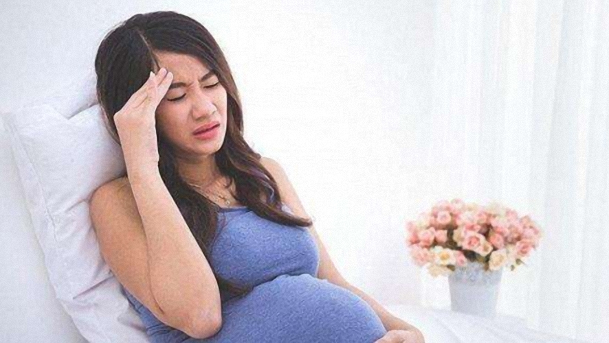 怀孕以后分泌物跟鼻涕水似的,怀孕分泌物多生下来宝宝会不会脏