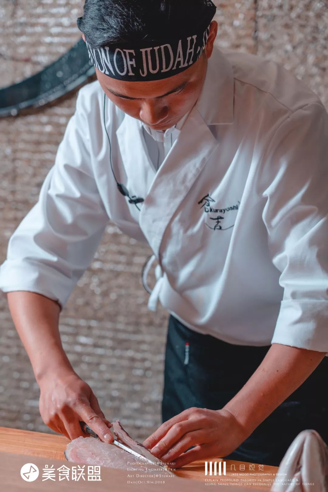 昆明唯一屋顶清真居酒屋，居然还能吃到活鳗鱼，48元清酒喝到嗨