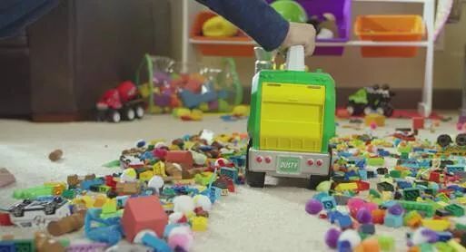 各年龄段爸爸应该陪儿子做的事,爸爸陪伴孩子做的有意义的事情