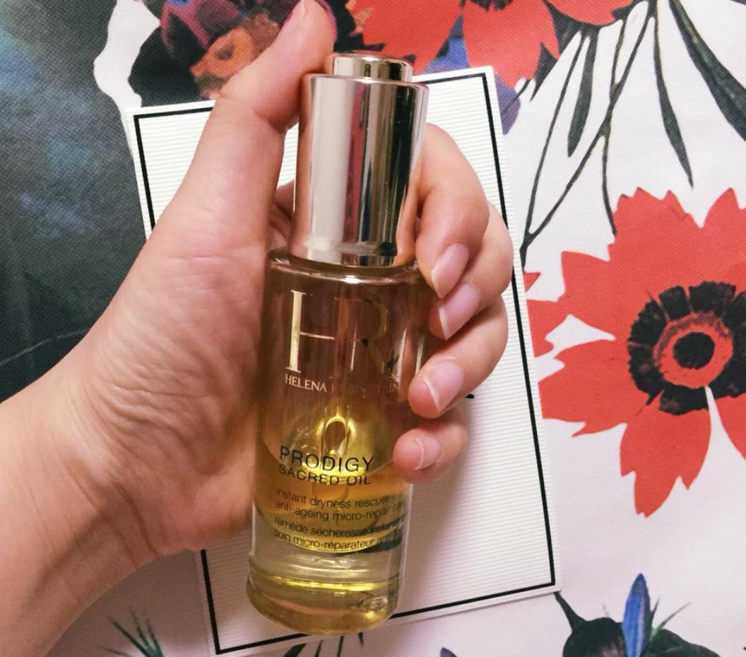 非常值得入手的几款护肤品,这一年最后悔入手的护肤品有哪些