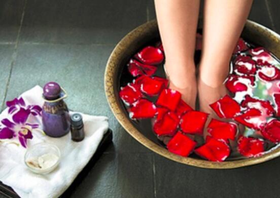 怕冷体质泡脚可以调理吗,体寒怎么调理泡脚