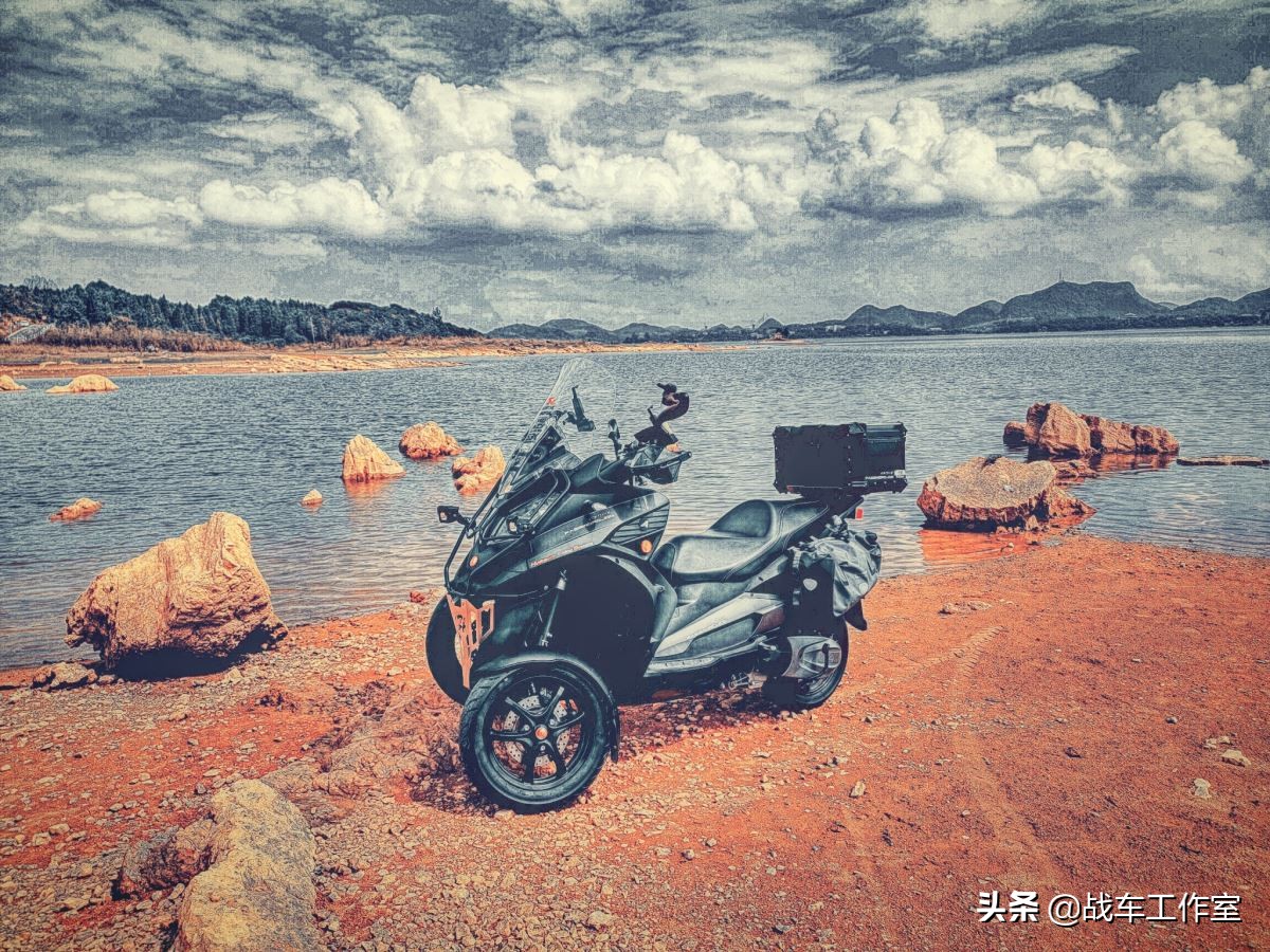 宏佳腾3d350r试驾,宏佳腾3d350r值不值得买