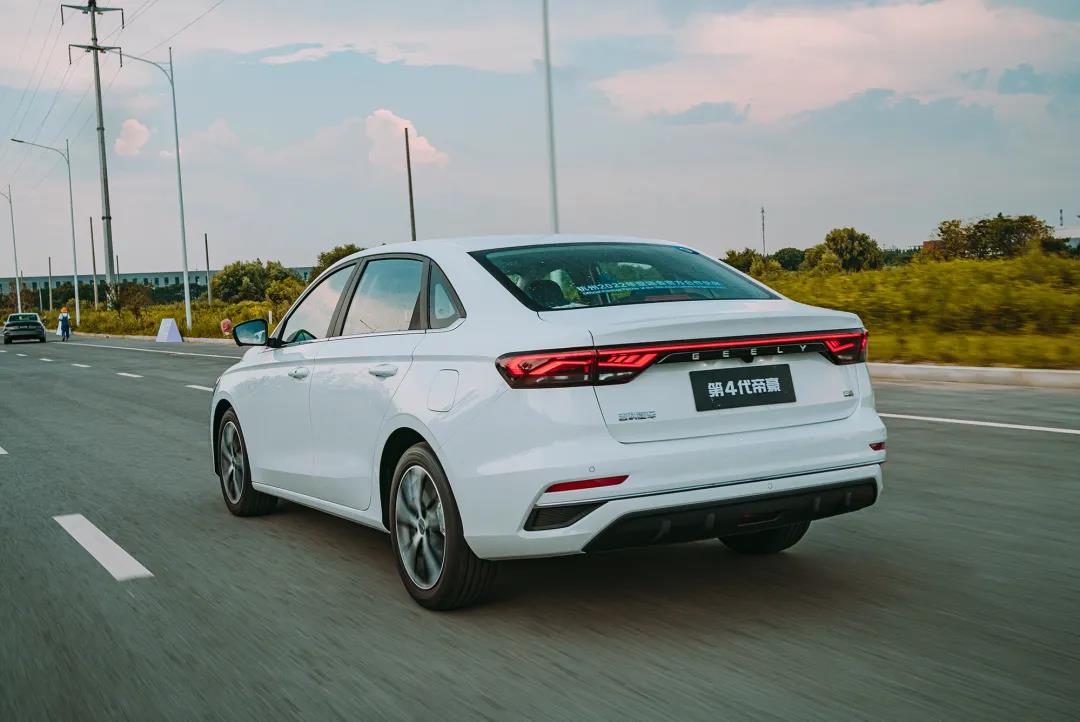 10万预算想买车这3款自动挡很合适,预算6万想买自动挡汽车推荐这3款