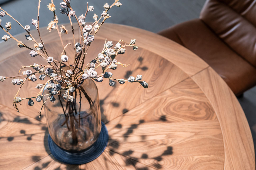 和豪华一点不沾边！98㎡三房，却让人百看不厌，尤其是客厅