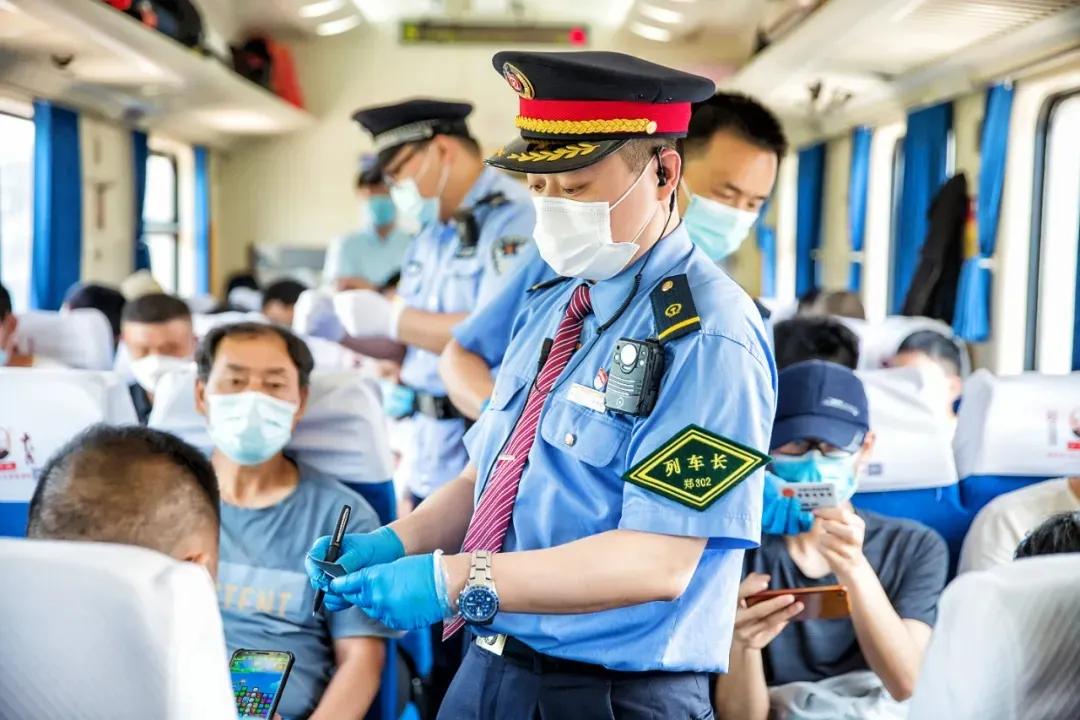 电子客票试行车站,郑州站电子客票怎么进站