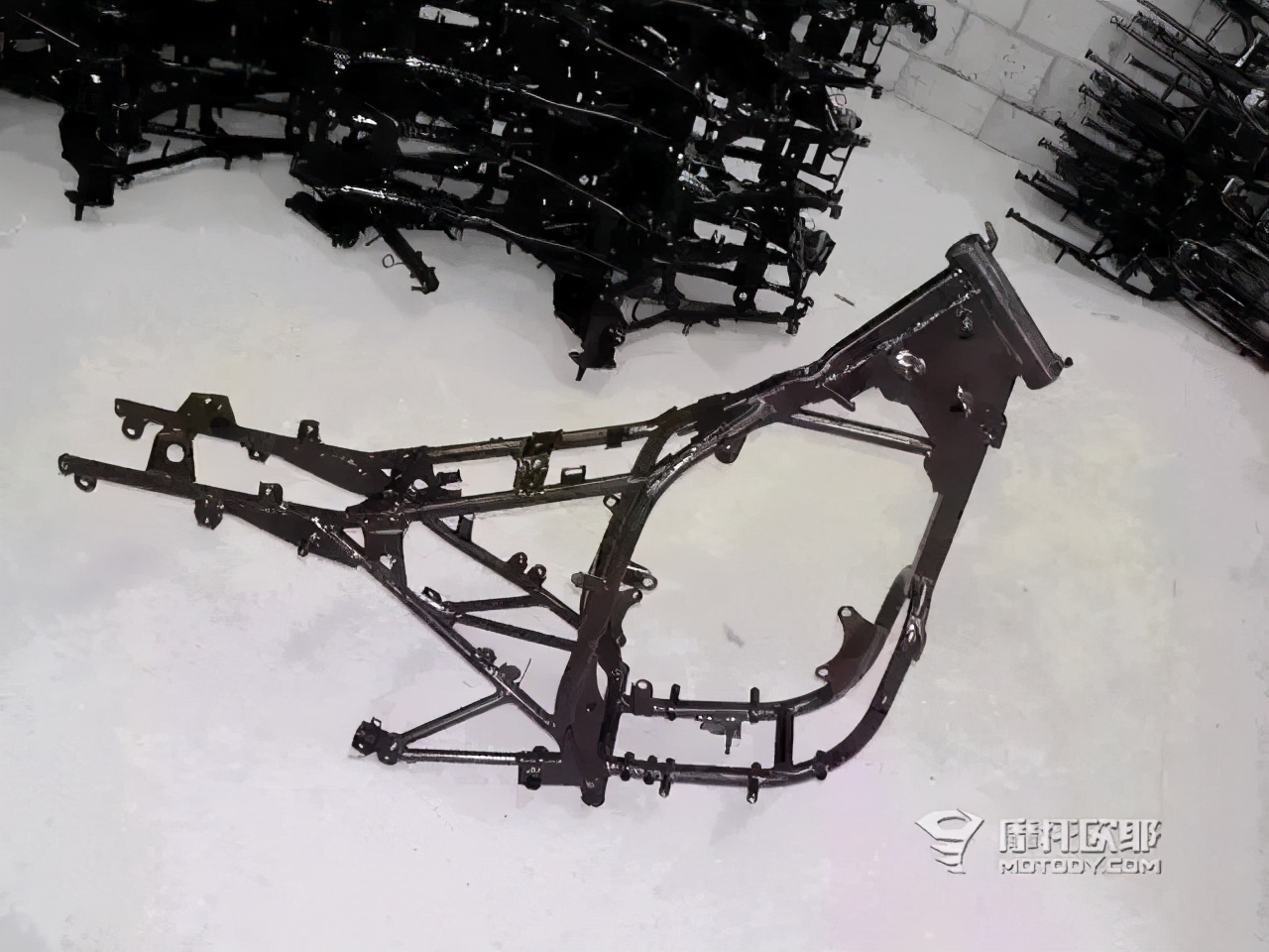 为什么说豪爵铃木DL250是入门级探险旅行车的佳选