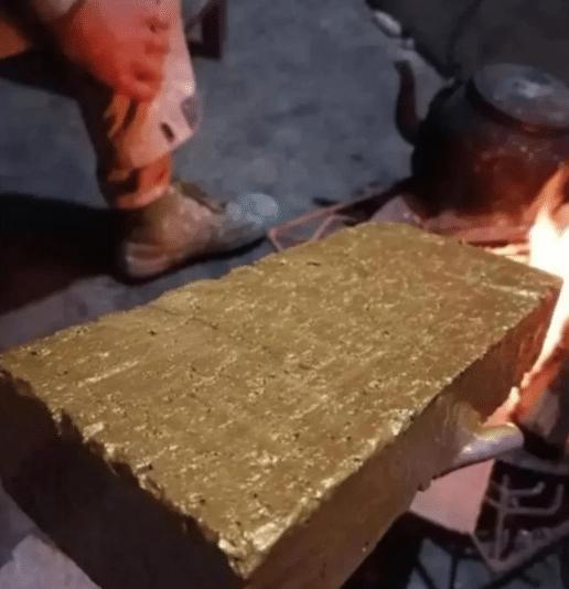 搞笑gif趣图妹子你别闹了,搞笑gif趣图妹子你这笑容太魔性了