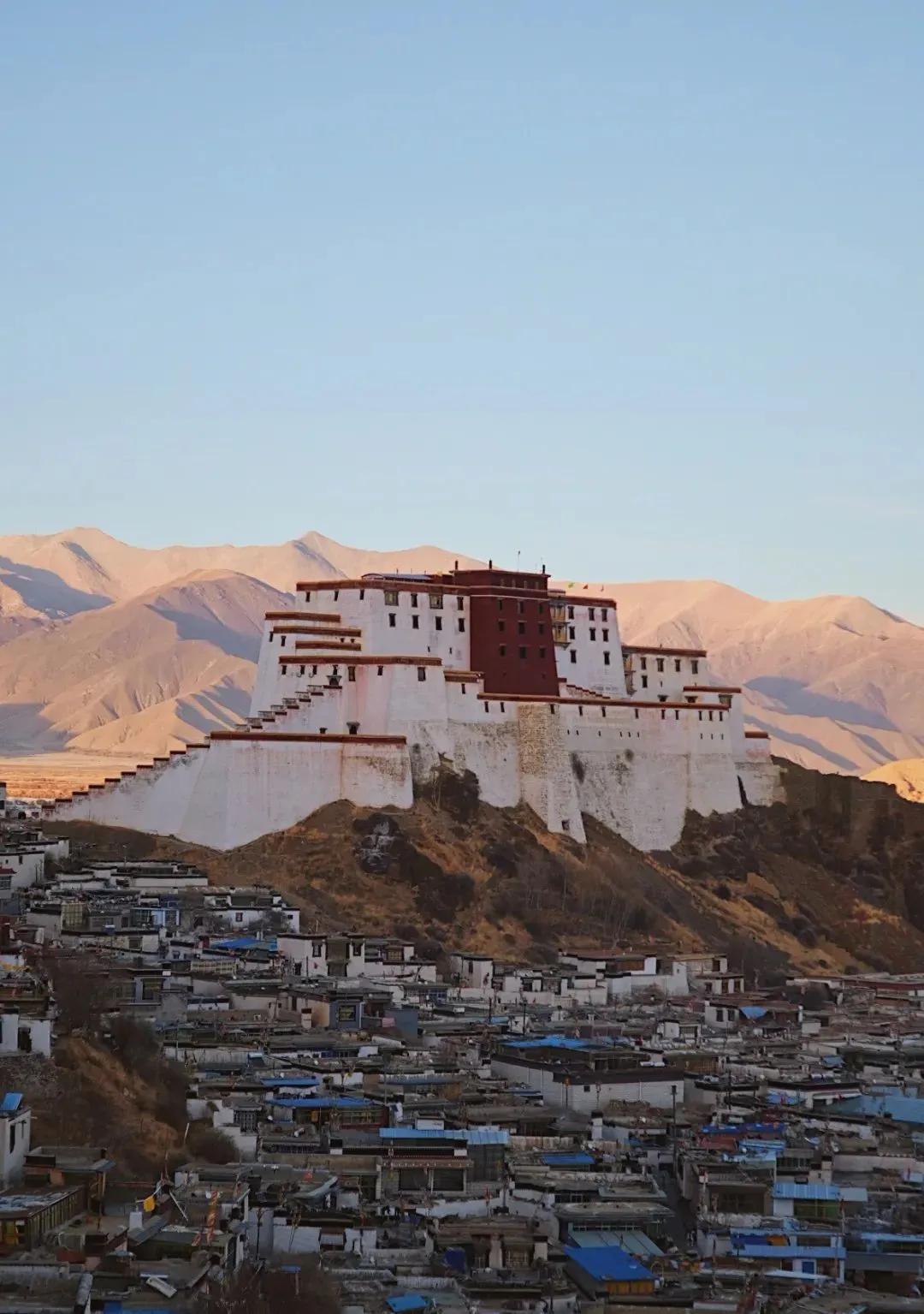 日喀则一座宝藏之城,日喀则日光之城