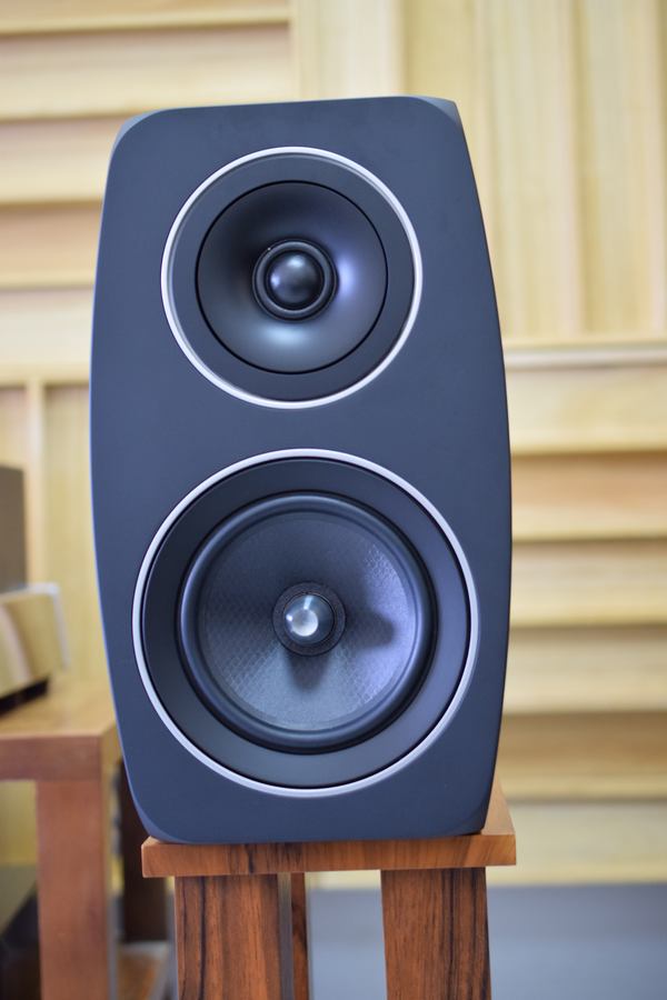 谁才是性价比之王？德法丹美五款入门HIFI书架箱对比横评