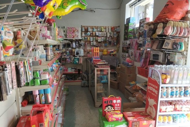 西北乡村零售观察：做“熟人”的小生意｜返乡看零售