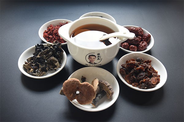 医疗健康中医养生,让中国的中医养生走进千家万户