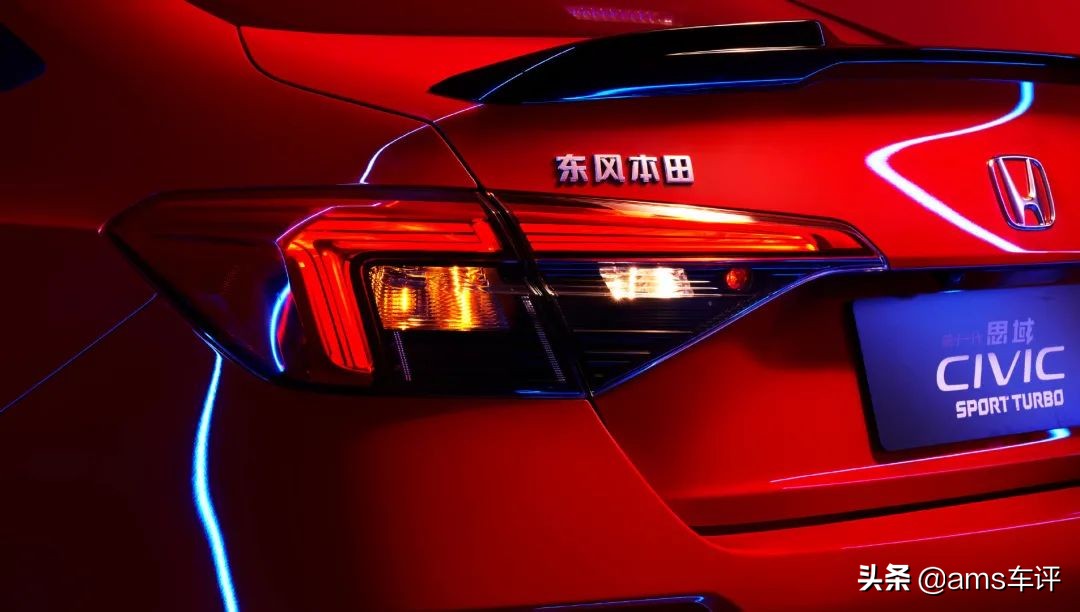 第十代思域1.5t豪华版介绍,12.99万起十一代思域上市即热销