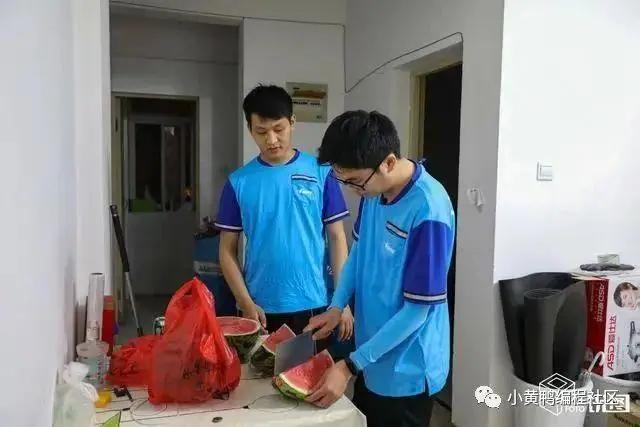 月入五万的程序员转行送外卖,月入5万程序员送外卖