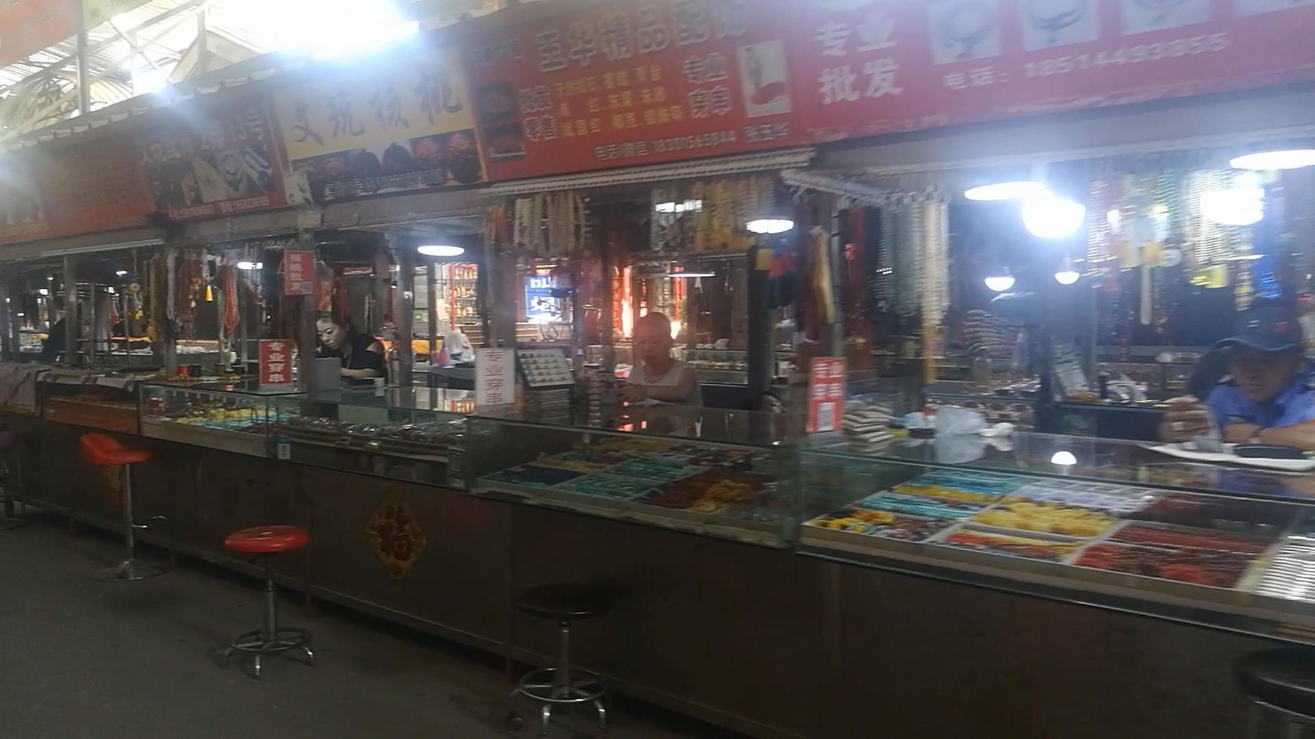 北京十里河鱼市,都说它拆了,我却看到了综合性的水族市场