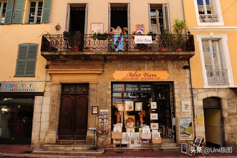 感受法国浪漫的东方韵小镇,邂逅法国最美小镇