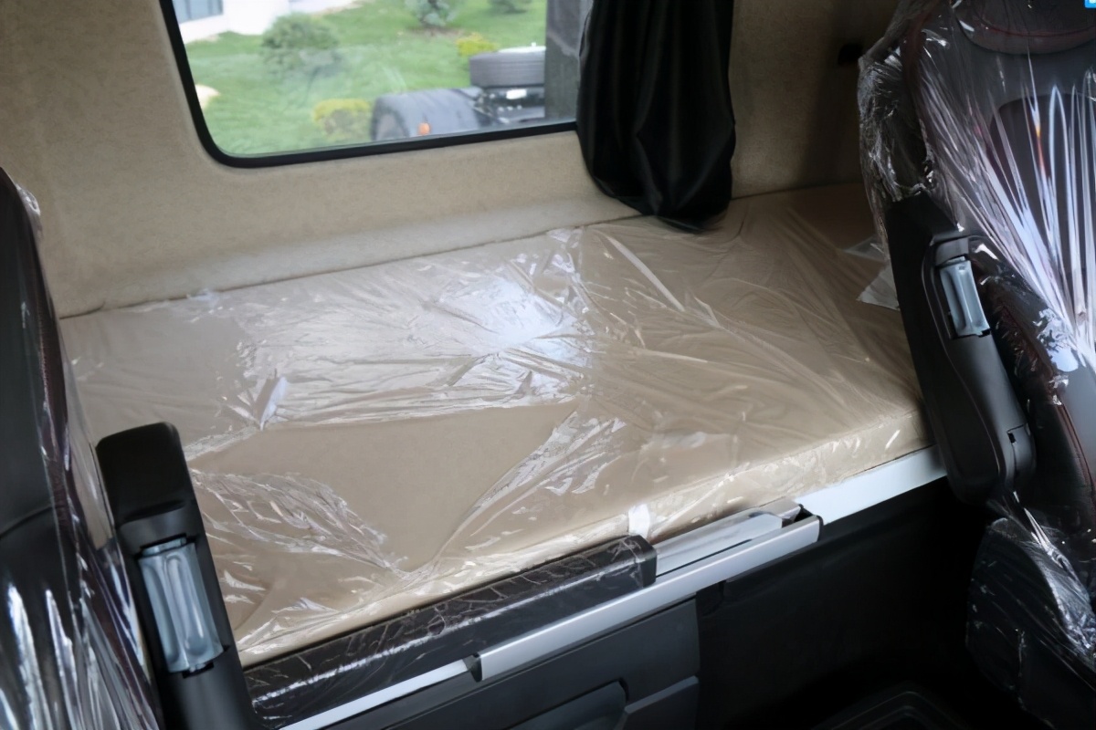 安能快速发展集中采购定制的重卡有什么特别之处？