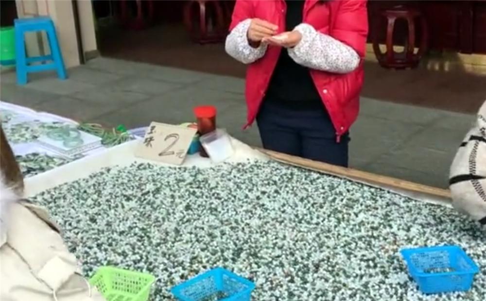 中缅边境卖珠宝翡翠,中缅边境卖翡翠的在哪里