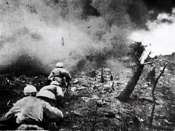 志愿军到底是怎么打赢美军的,志愿军战斗力达到了轻步兵的巅峰