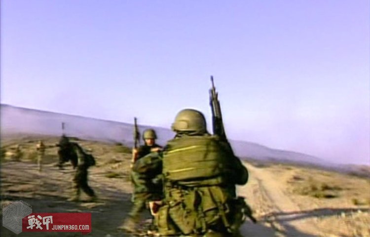 折腾九年，就拿出这点东西凑外拍？（中）