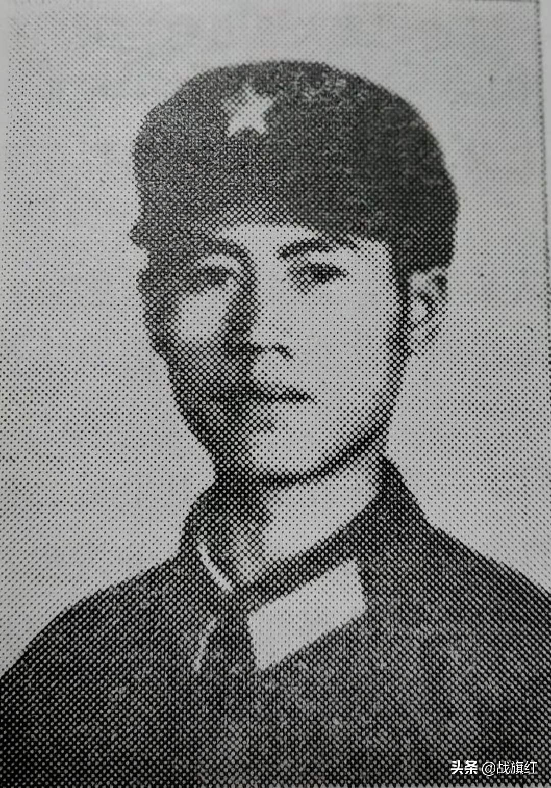 卫生员牺牲时身体定格：左手抱伤员，右手伸向药包，授荣誉称号