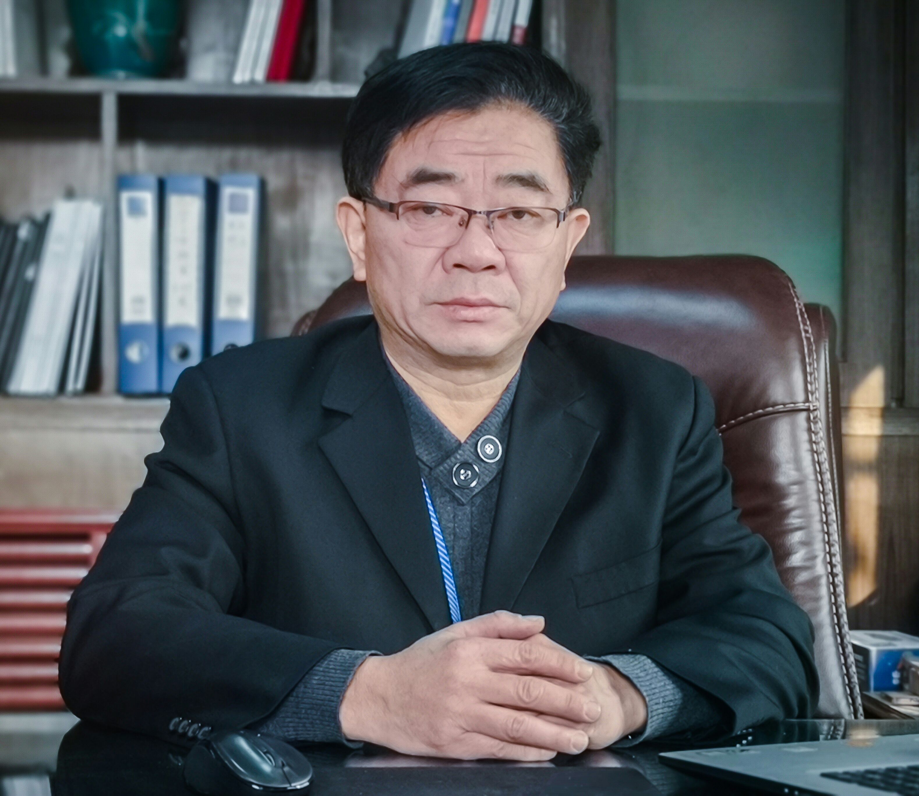 不忘初心砥砺前行再创佳绩,不忘初心砥砺奋斗继续前进