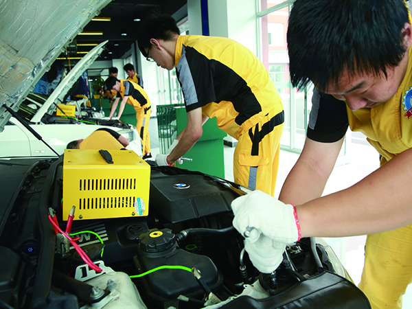 汽车遥控钥匙放几年会没电吗,汽车遥控钥匙显示没电还能用多久