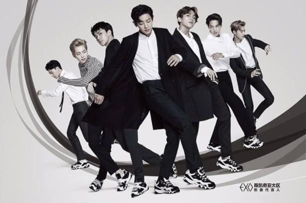 斯凯奇2023新款内增高,斯凯奇更新后闪光