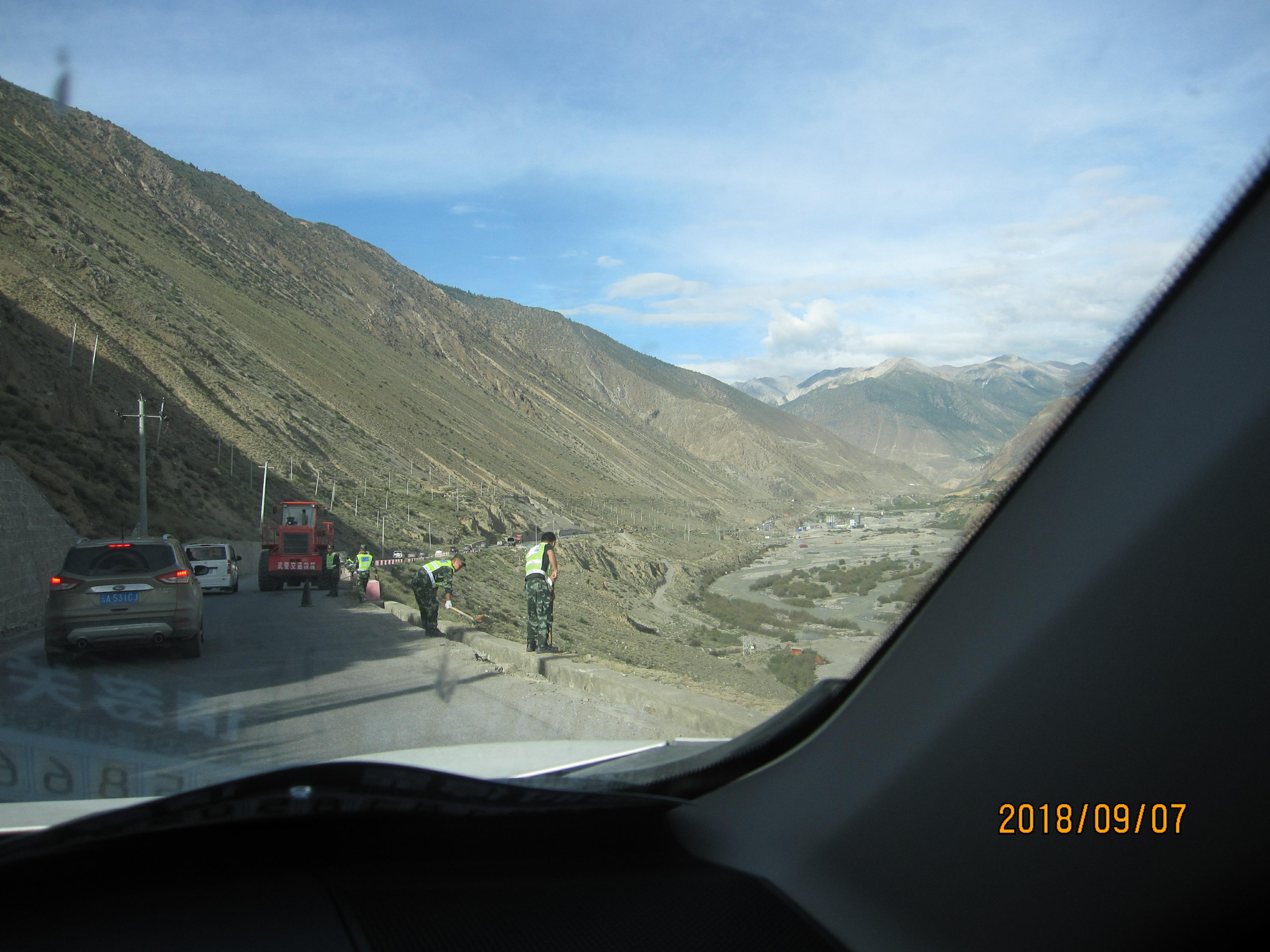 西藏第八天雪山下的然乌湖,从安徽到来西藏古冰川旅游攻略