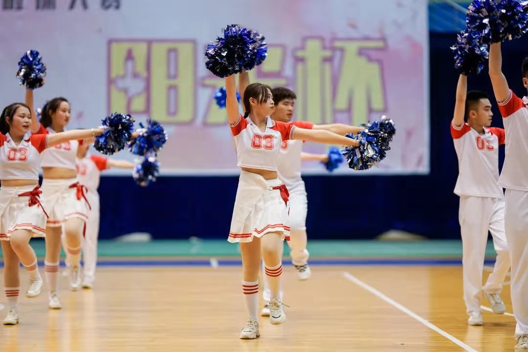 五月动起来图片,五月动起来舞蹈视频