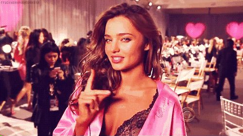 低头久了颈椎疼锻炼,低头时间长脖子疼痛好几天