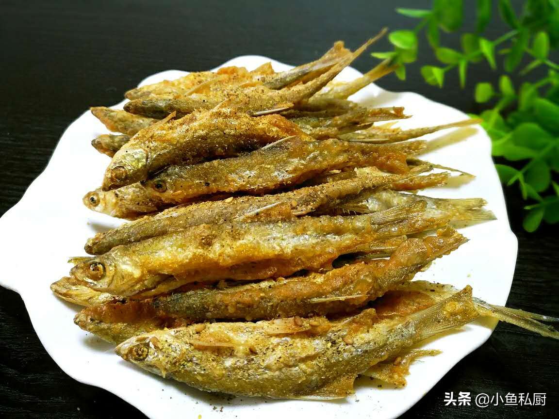 鱼怎么煎不粘锅不破皮简单方法,怎样煎鱼不粘锅不掉皮省油又好吃