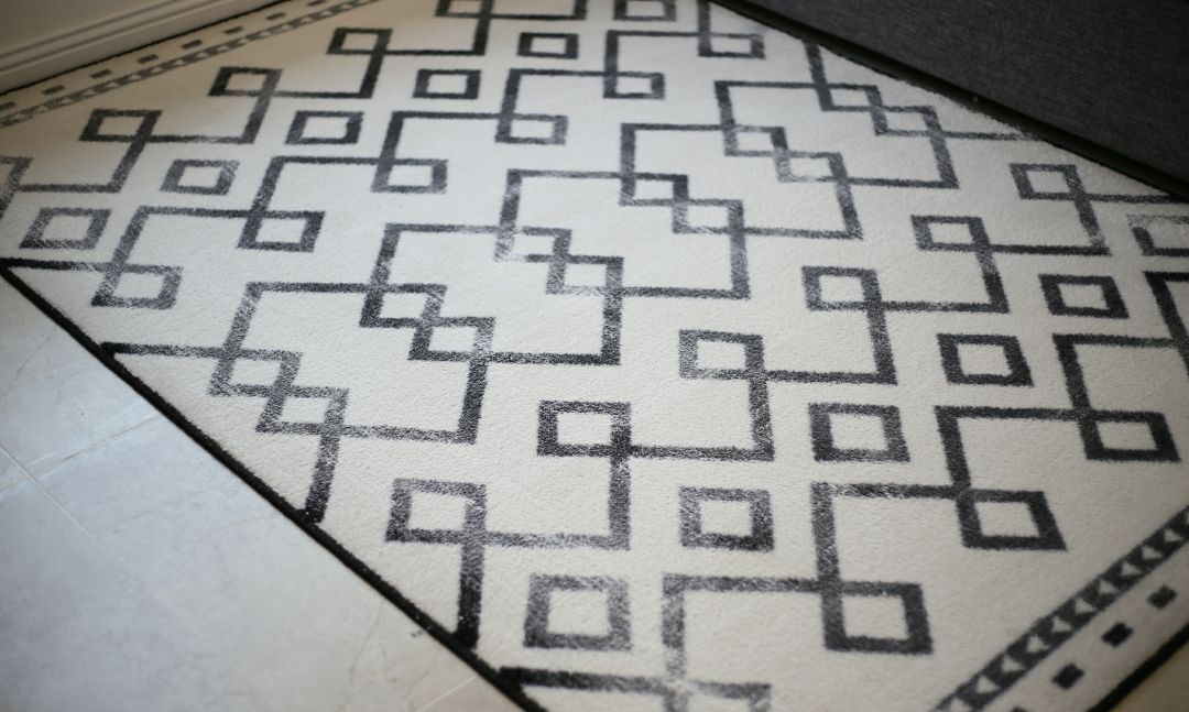 玻璃胶里面发霉怎么彻底解决,玻璃胶严重发霉怎么办